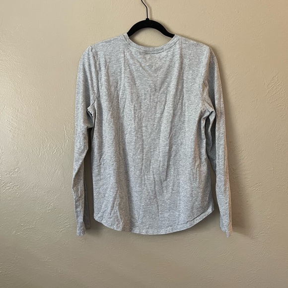 lululemon athletica Tops - LULULEMON gray long sleeve athletic tee top size 6